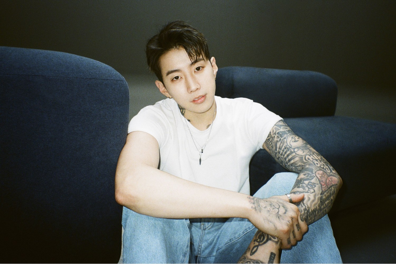 Jay Park: «Η K-pop έχει χάσει το ρομαντικό πνεύμα της» – Η απάντησή του ακούει στο όνομα LNGSHOT