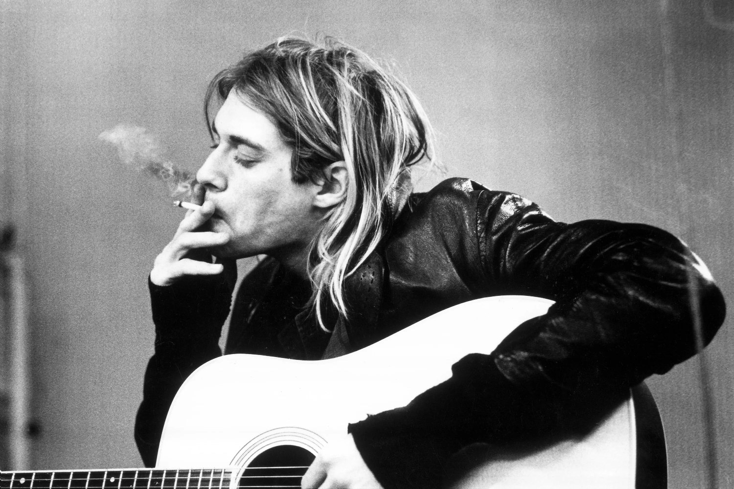 Kurt Cobain: Σε τιμή ρεκόρ πωλήθηκε ένα πακέτο τσιγάρων που του ανήκε