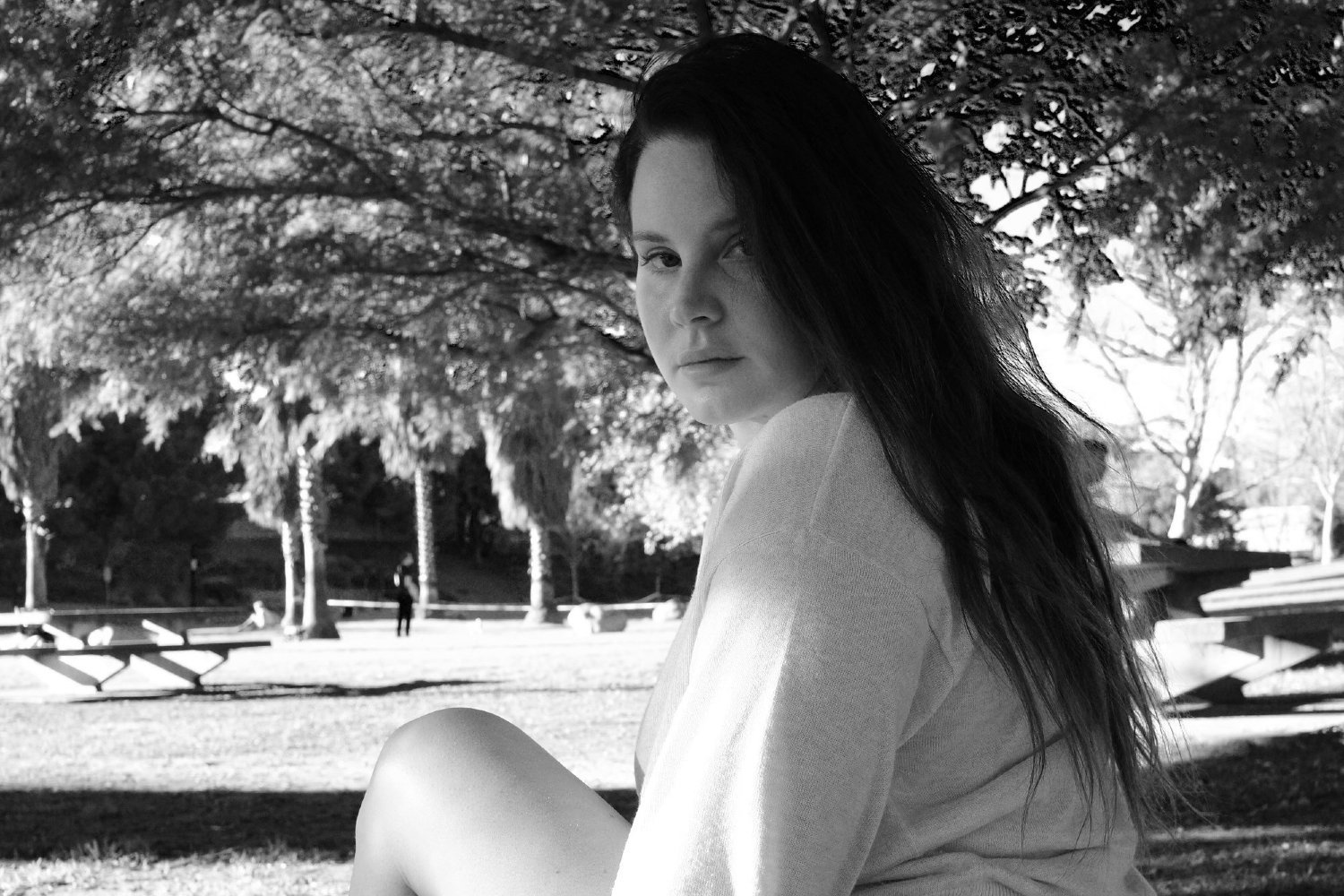 «Bluebird»: Η Lana Del Rey τραγουδά για το αντίο που δεν ειπώθηκε ποτέ «Bluebird»: Η Lana Del Rey τραγουδά για το αντίο που δεν ειπώθηκε ποτέ