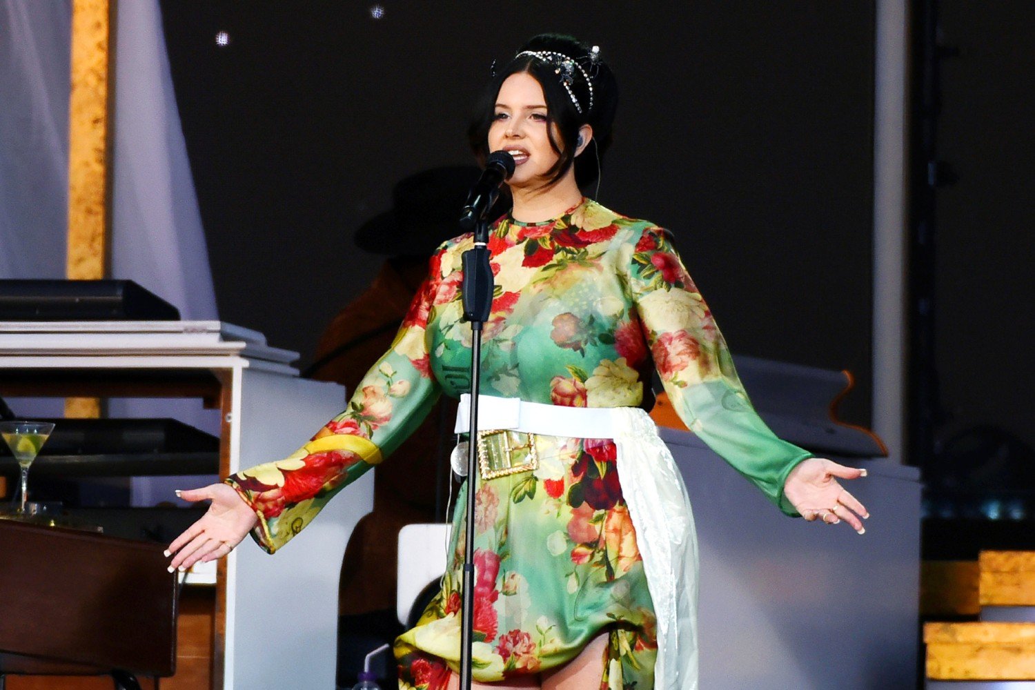 Lana Del Rey: Μιλά για την είσοδό της στην country και το νέο άλμπουμ της «Lasso»