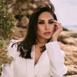 «Μείνε Απόψε Εδώ»: Λένα Ζευγαρά και Φοίβος δίνουν φωνή σε μία αγάπη που ζητά παρηγοριά