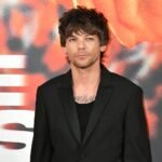 Louis Tomlinson: «Είναι υπερβολικά οδυνηρό» – Ξεσπά για τις θεωρίες συνωμοσίας που τον στοχοποιούν