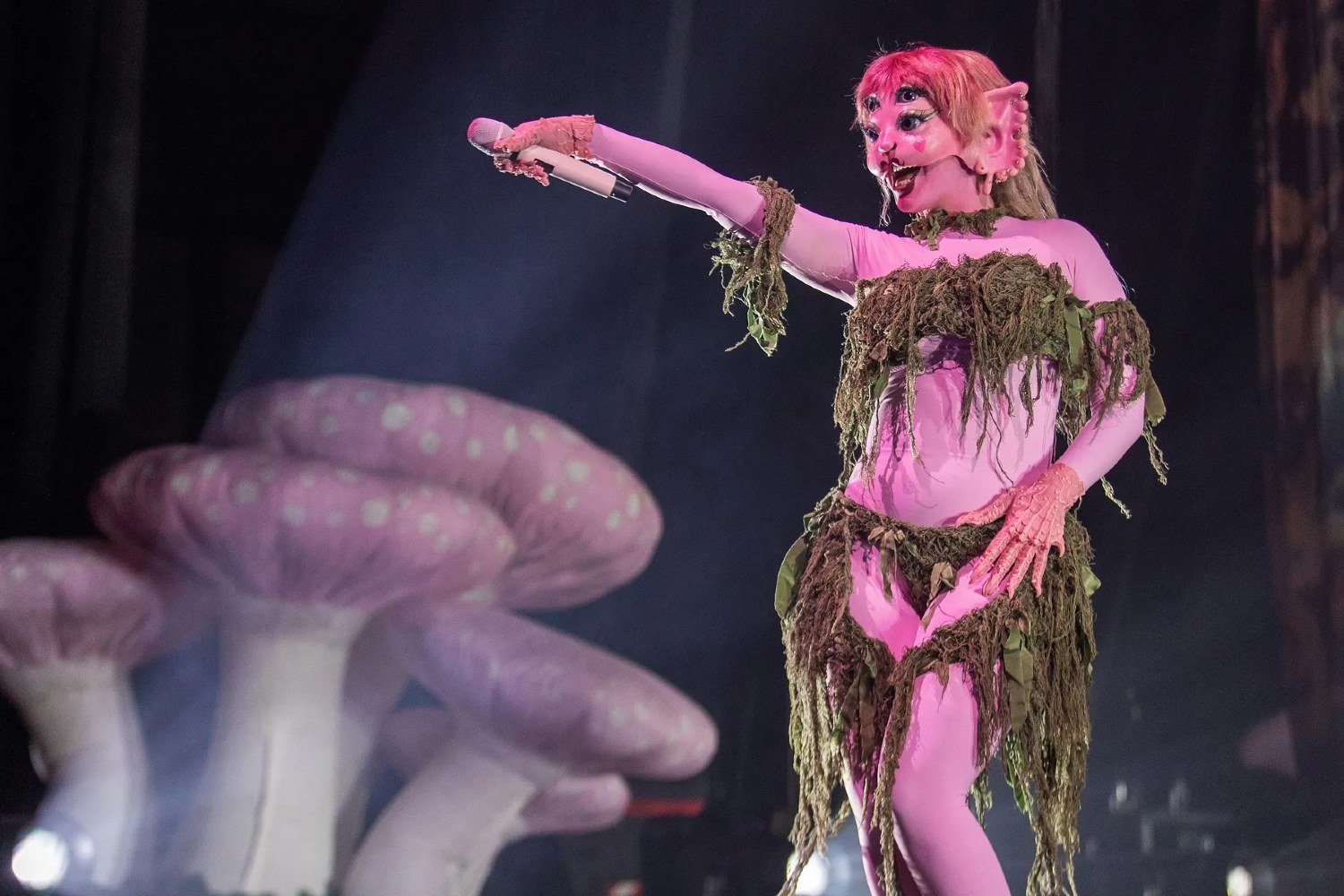 Melanie Martinez: Έκλεισαν το μικρόφωνό της όταν ανέβασε στη σκηνή σημαία της Παλαιστίνης
