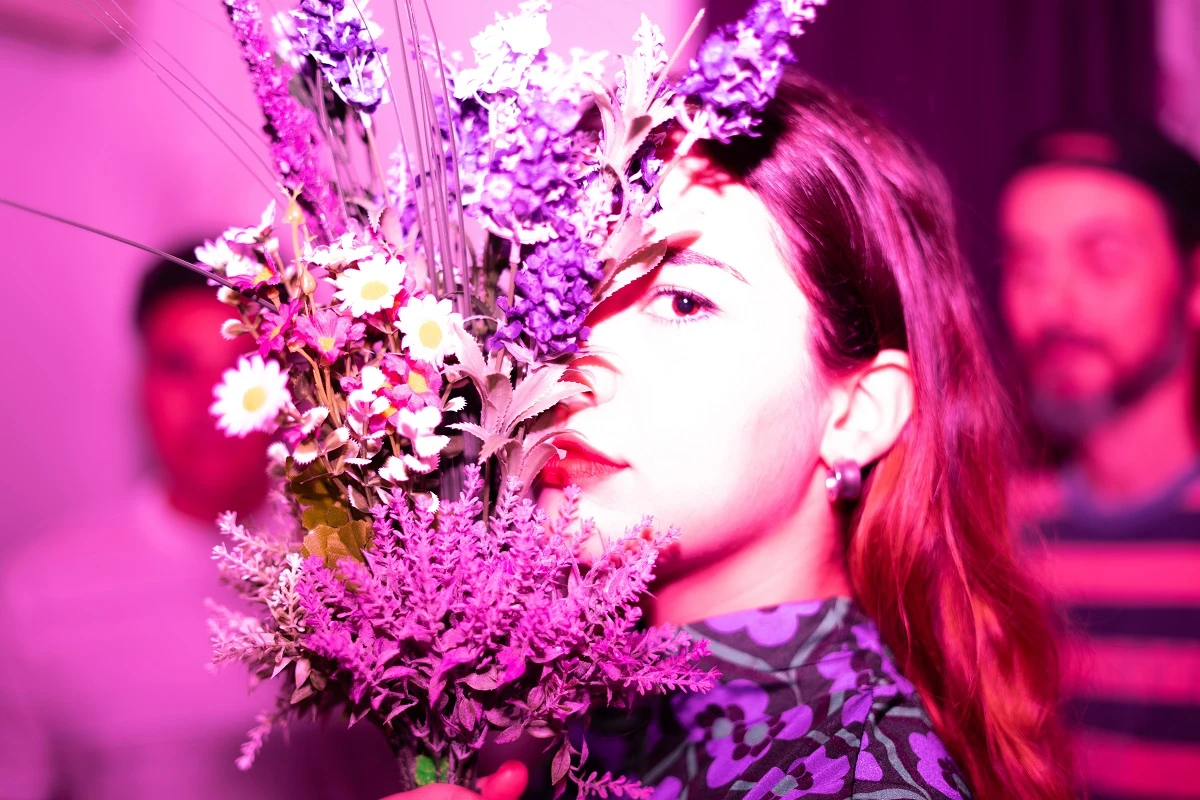 Mona Kana: Το electro synth trio συστήνεται με το νέο single «Nowhere»
