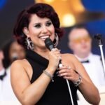 RAYE: Υποδέχθηκε την Alicia Keys και τον Mark Ronson σε μία ιστορική βραδιά στο Montreux Jazz Festival