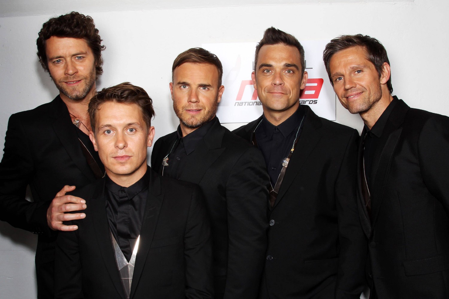 Take That: «Ο Robbie Williams θα επιστρέψει σίγουρα» – Οι δηλώσεις του Gary Barlow που θα συζητηθούν