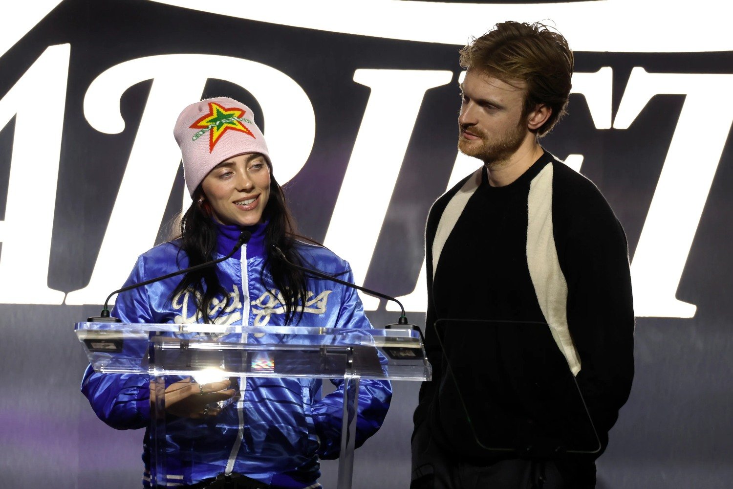 Billie Eilish: «Η Greta Gerwig μας έσωσε από την κατάρρευση»