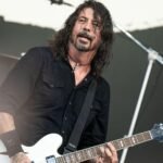 Dave Grohl: Το «μήνυμα» από το σύμπαν που τον έσωσε μετά τον θάνατο του Kurt Cobain