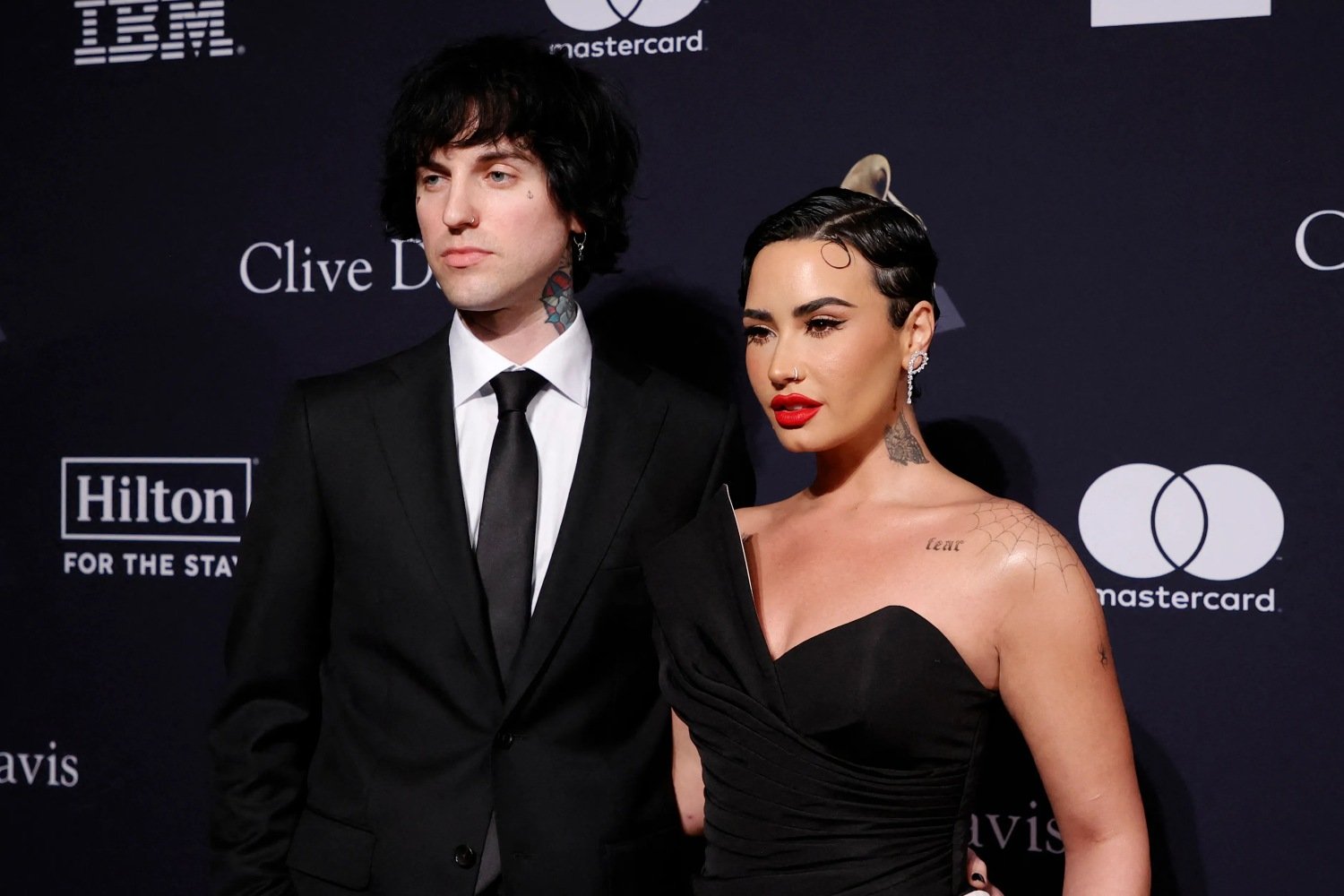 Demi Lovato: «Άνοιξα την καρδιά μου σε μια από τις πιο σκοτεινές μου στιγμές» – Η γνωριμία με τον Jutes που της έσωσε τη ζωή Demi Lovato: «Άνοιξα την καρδιά μου σε μια από τις πιο σκοτεινές μου στιγμές» – Η γνωριμία με τον Jutes που της έσωσε τη ζωή