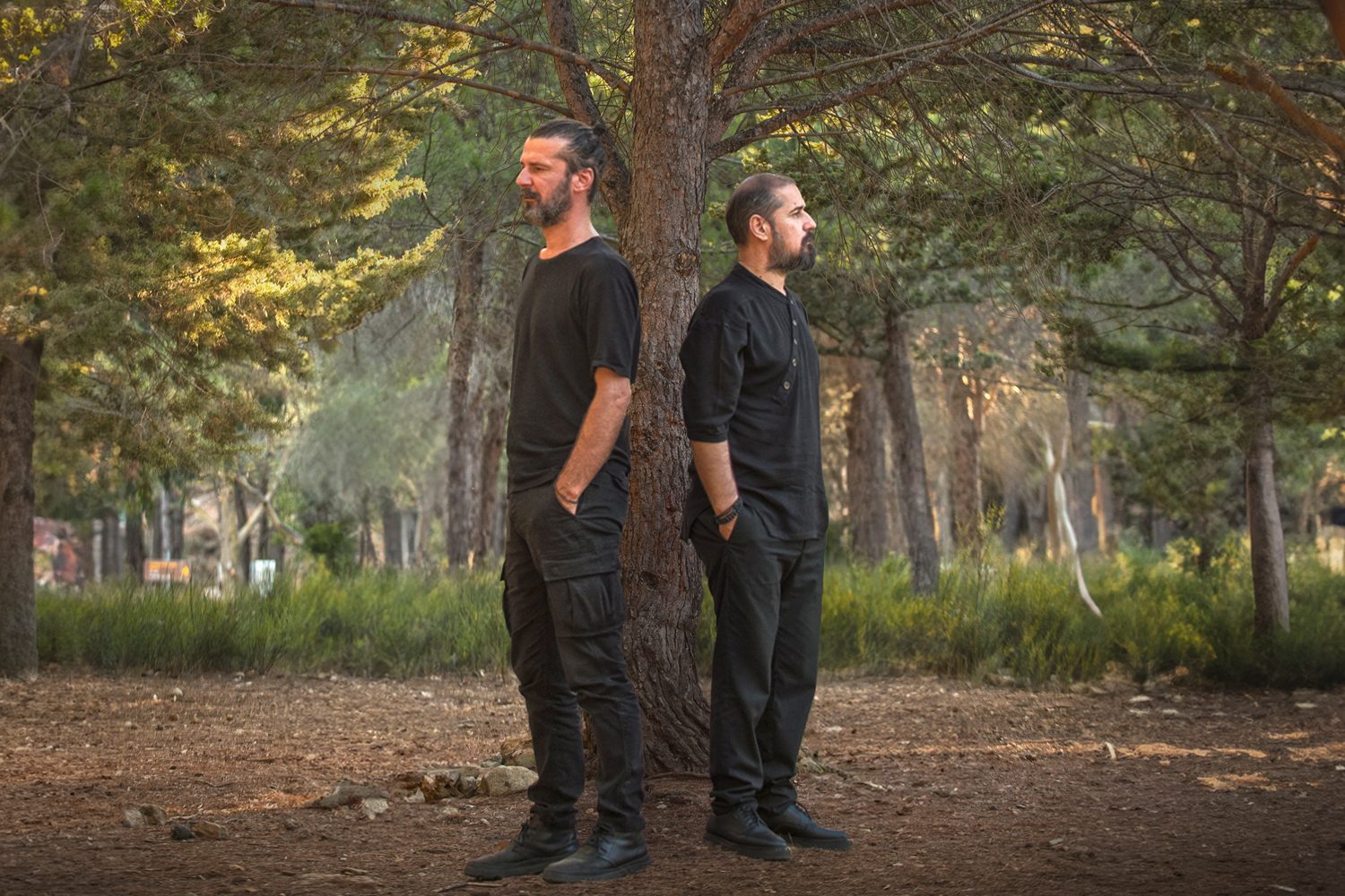 «Σασμός»: Γιώργος & Νίκος Στρατάκης μας ταξιδεύουν «Εκεί Που Κλαίνε Οι Αετοί»