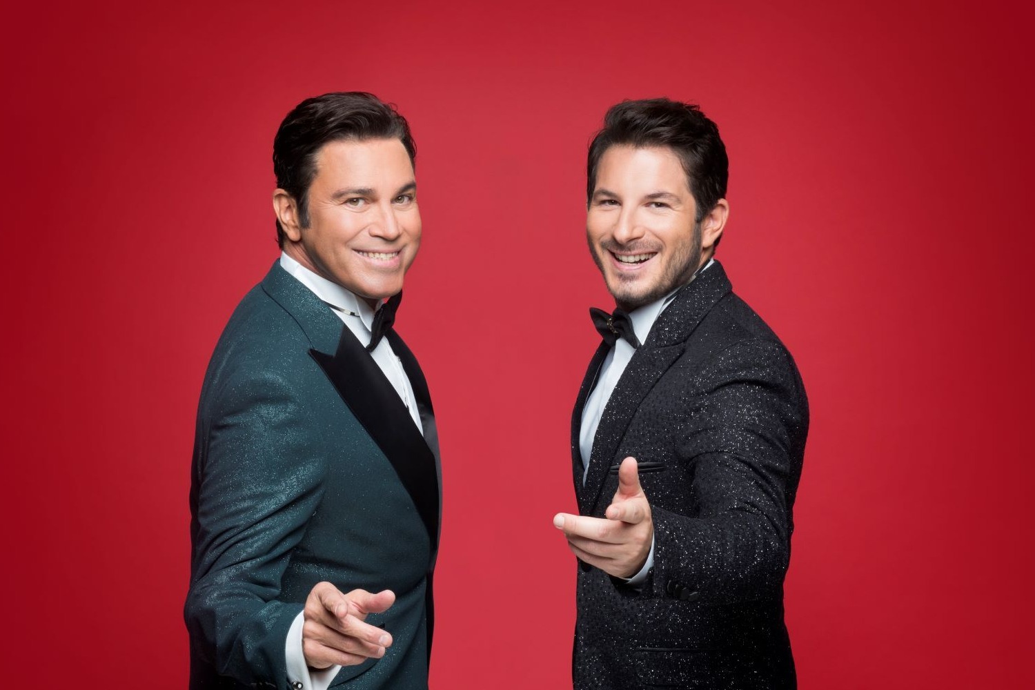 «Merry Merry Ho!»: Μάριος Φραγκούλης και Γιώργος Περρής ζεσταίνουν τις καρδιές μας με ένα μαγικό χριστουγεννιάτικο δώρο