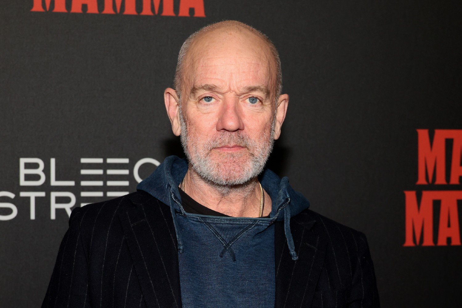 Ο Michael Stipe των R.E.M. καλεί σε μποϊκοτάζ του Facebook και του Instagram λόγω του ρόλου τους στην «προώθηση της άκρας δεξιάς»