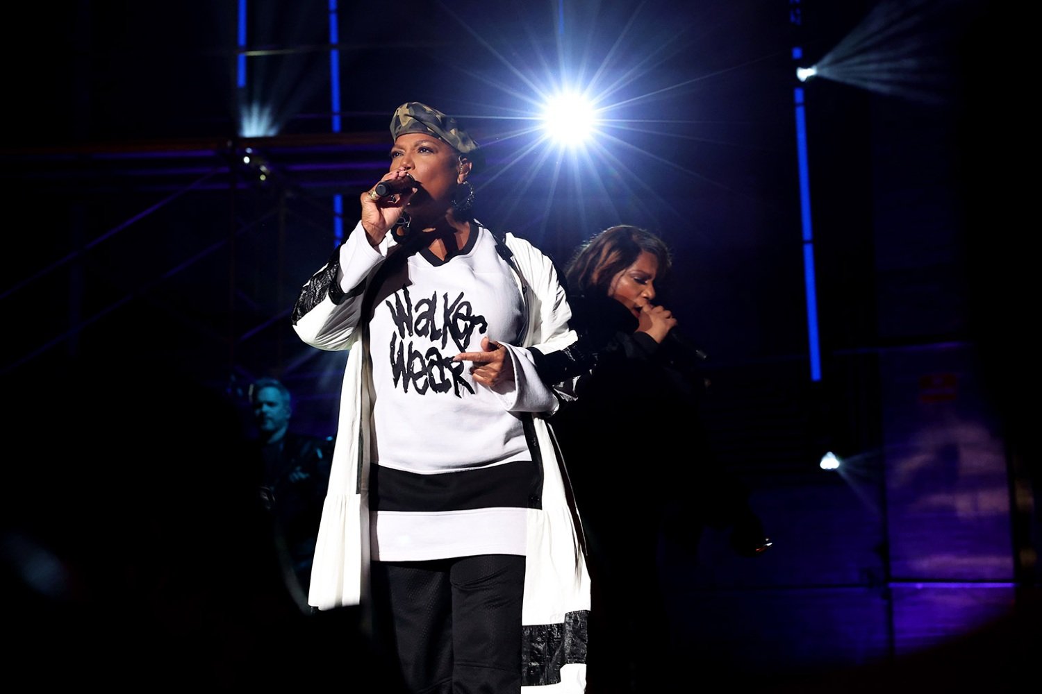 Η Queen Latifah δηλώνει θαυμάστρια της Taylor Swift: «Γράφει εξαιρετικά, κολλητικά τραγούδια που όλοι λατρεύουμε»
