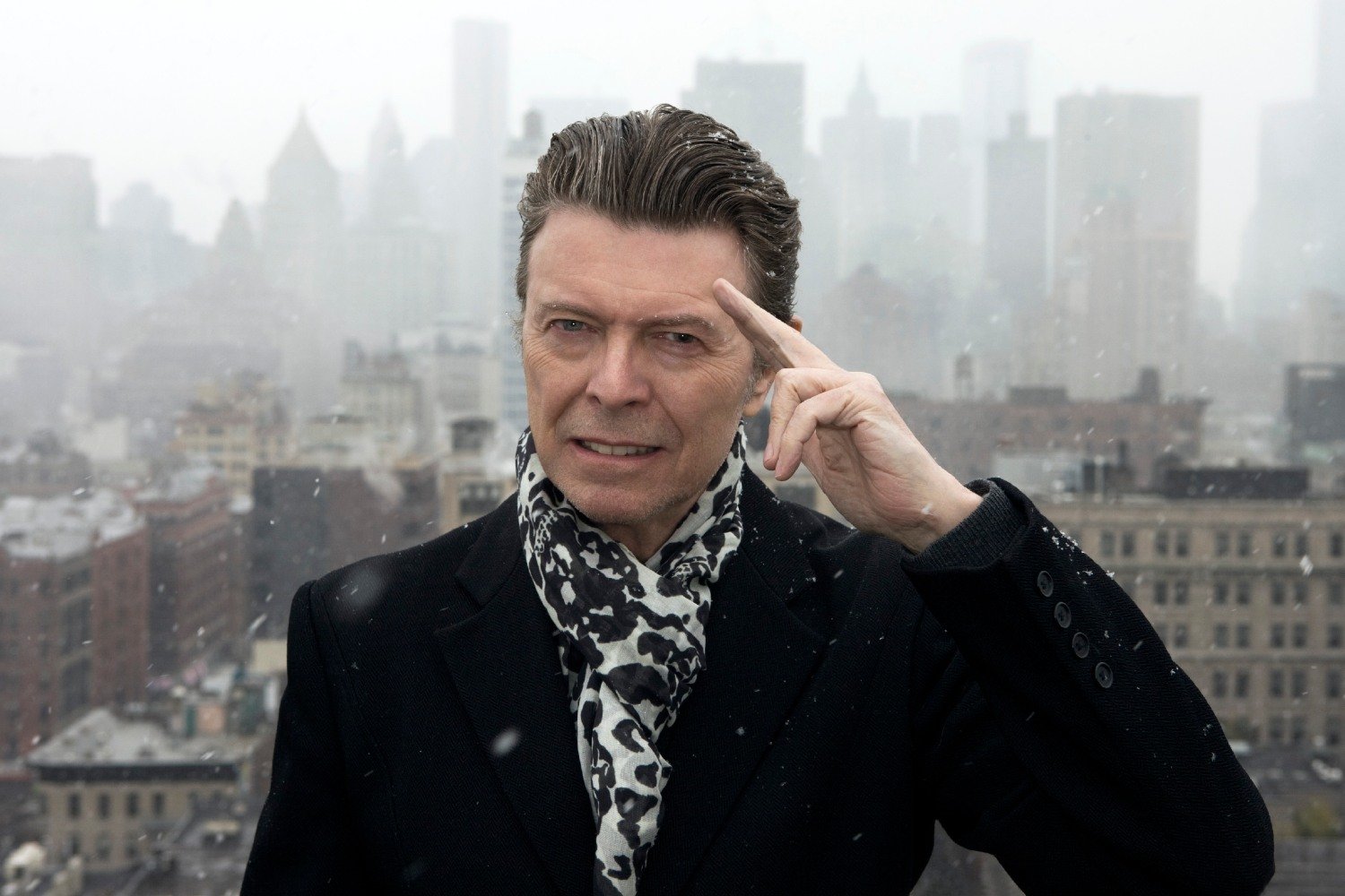 Δέκα φορές που ο David Bowie ήταν ο πιο φοβερός άνθρωπος που έπεσε στη Γη