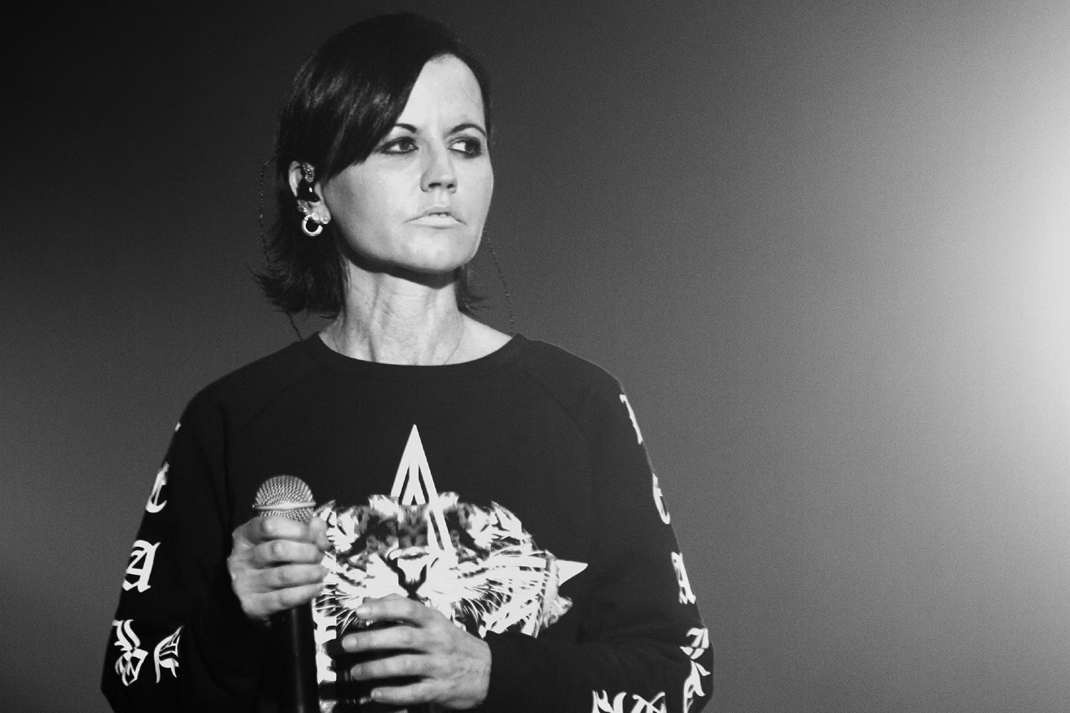 Dolores O’Riordan: Η φωνή των The Cranberries που καθόρισε μία εποχή