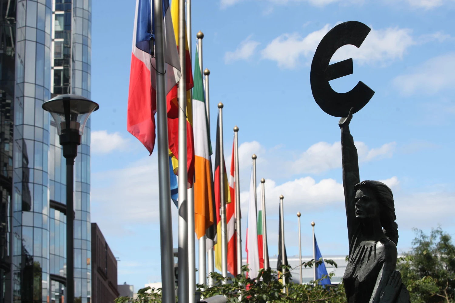IFPI: Η ευρωπαϊκή αγορά μουσικής κινδυνεύει να μείνει πίσω από τις υπόλοιπες παγκόσμιες περιοχές