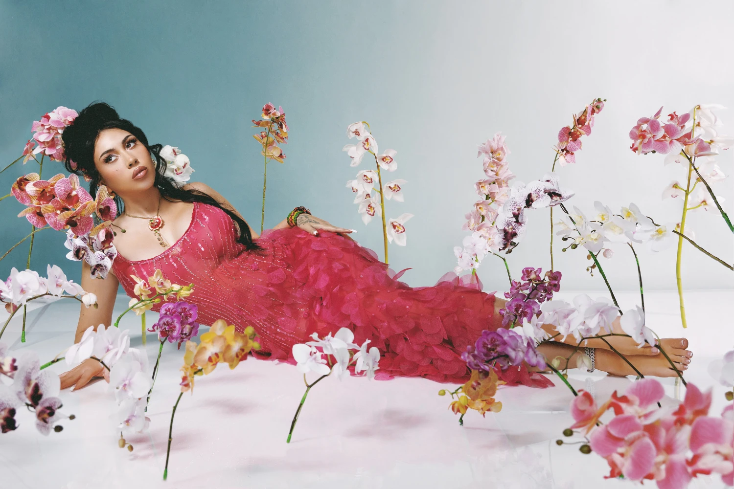 «ILYSMIH»: Η Kali Uchis μιλά για τη μητρότητα στο πιο προσωπικό τραγούδι της