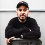 Linkin Park: Ο Mike Shinoda μιλά για την άβολη επιτυχία του «Hybrid Theory» και τον θάνατο του Chester Bennington