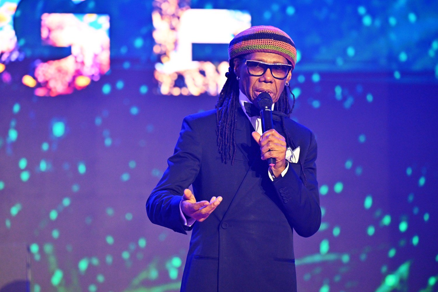 Ο Nile Rodgers βραβεύεται από το Παγκόσμιο Οικονομικό Φόρουμ