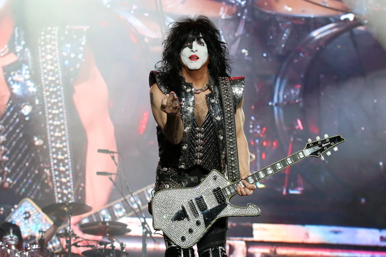 «Θα μείνετε άφωνοι»: Ο Paul Stanley μιλά για την παράσταση με τα ολογράμματα των KISS που θα αλλάξει τα δεδομένα