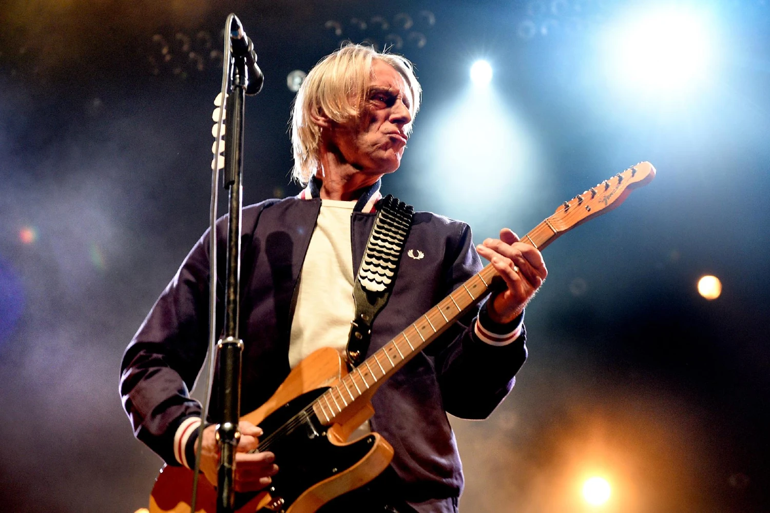 Paul Weller: «Μάλλον είμαι πλέον πολύ πιο ελεύθερος» — Ο «Modfather» ξαναδιαβάζει το «Café Bleu» και μιλά για την εξέλιξή του στο στούντιο