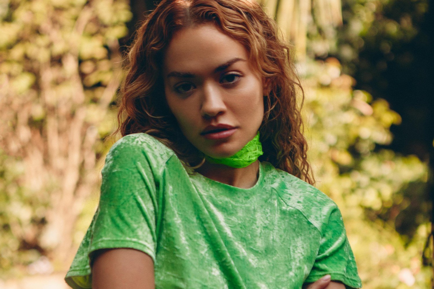 Η Rita Ora συναντά τον Keith Urban στο «Shape Of Me» – Η αφιέρωση στη μητέρα της