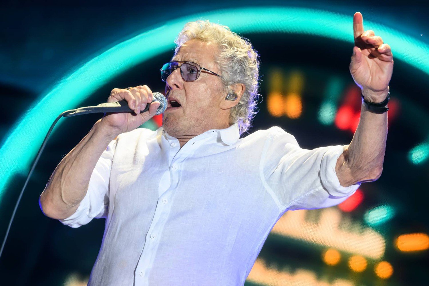 Roger Daltrey: Η σόλο περιοδεία, το μέλλον των The Who, οι αλλαγές στους ντράμερ και η ιεροτελεστία της σπασμένης κιθάρας