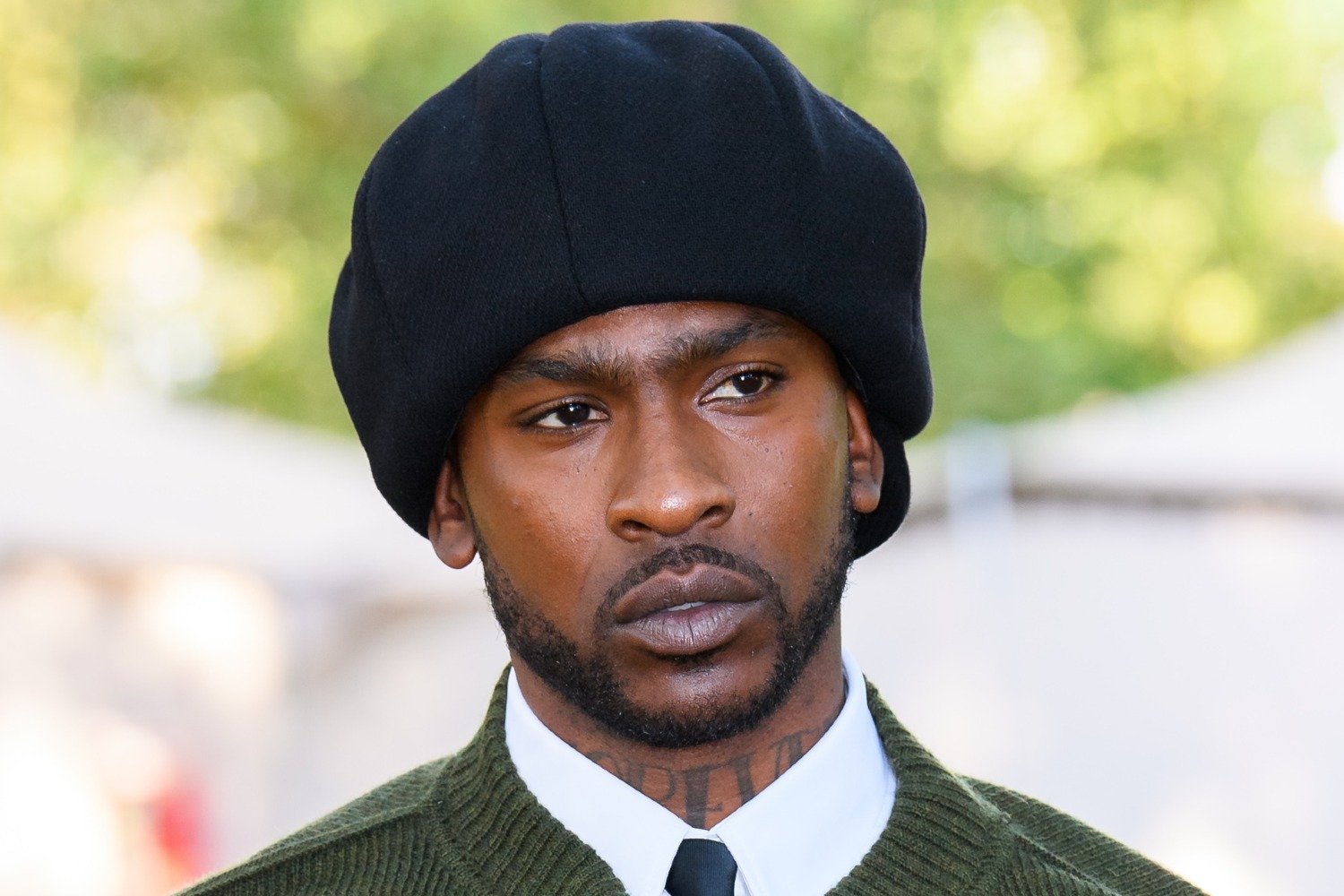 Skepta: Απέσυρε το εξώφυλλο του νέου single του μετά από συγκρίσεις με το Ολοκαύτωμα