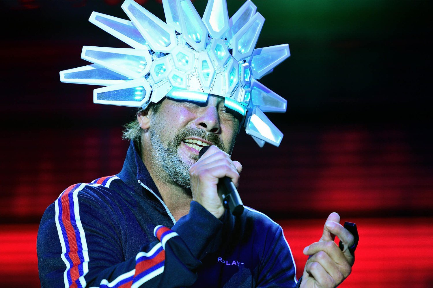 Jamiroquai: Τα 30 χρόνια του «Virtual Insanity» και το νέο άλμπουμ με τον Thundercat