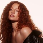 Η Jess Glynne κυκλοφορεί το ενδυναμωτικό τραγούδι «Enough»