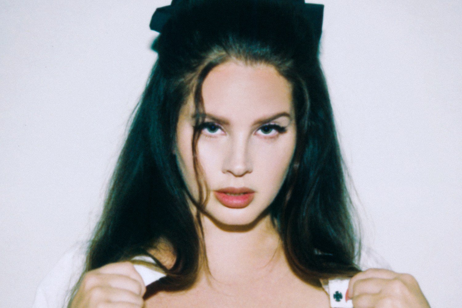 Η Lana Del Rey ανακοινώνει το νέο άλμπουμ «Lasso»