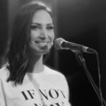 «Volume Up»: Η Λένα Ζευγαρά δυναμώνει την ένταση με ένα unplugged session γεμάτο επιτυχίες