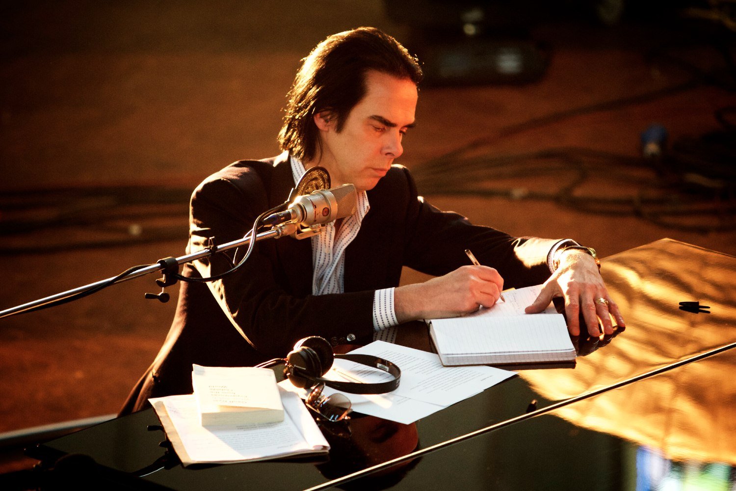 Ο Nick Cave υπογράφει τη μουσική της ταινίας «Back To Black» για την Amy Winehouse
