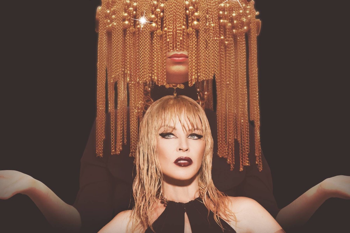 Sia και Kylie Minogue αποκαλύπτουν το πολύχρωμο video του «Dance Alone»