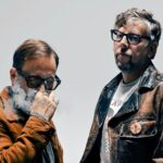Οι The Black Keys ήταν «αγχωμένοι» για τη συνεργασία τους με τον Noel Gallagher