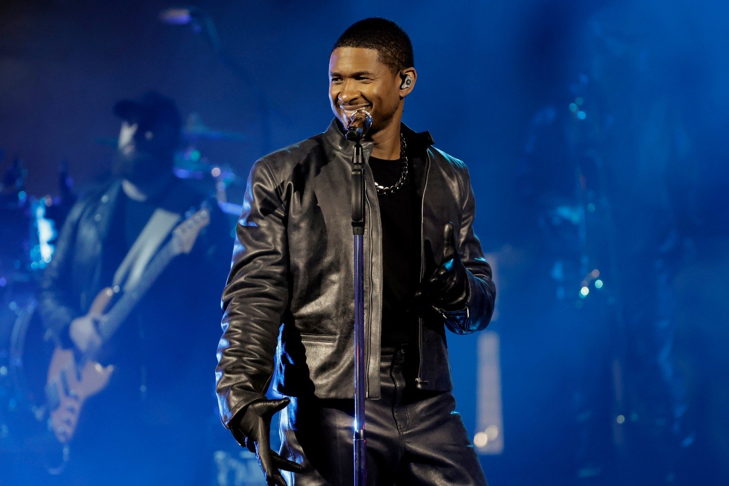 Usher: «Πράσινο φως» από το δικαστήριο για τη μήνυση για ένα εστιατόριο που δεν άνοιξε ποτέ