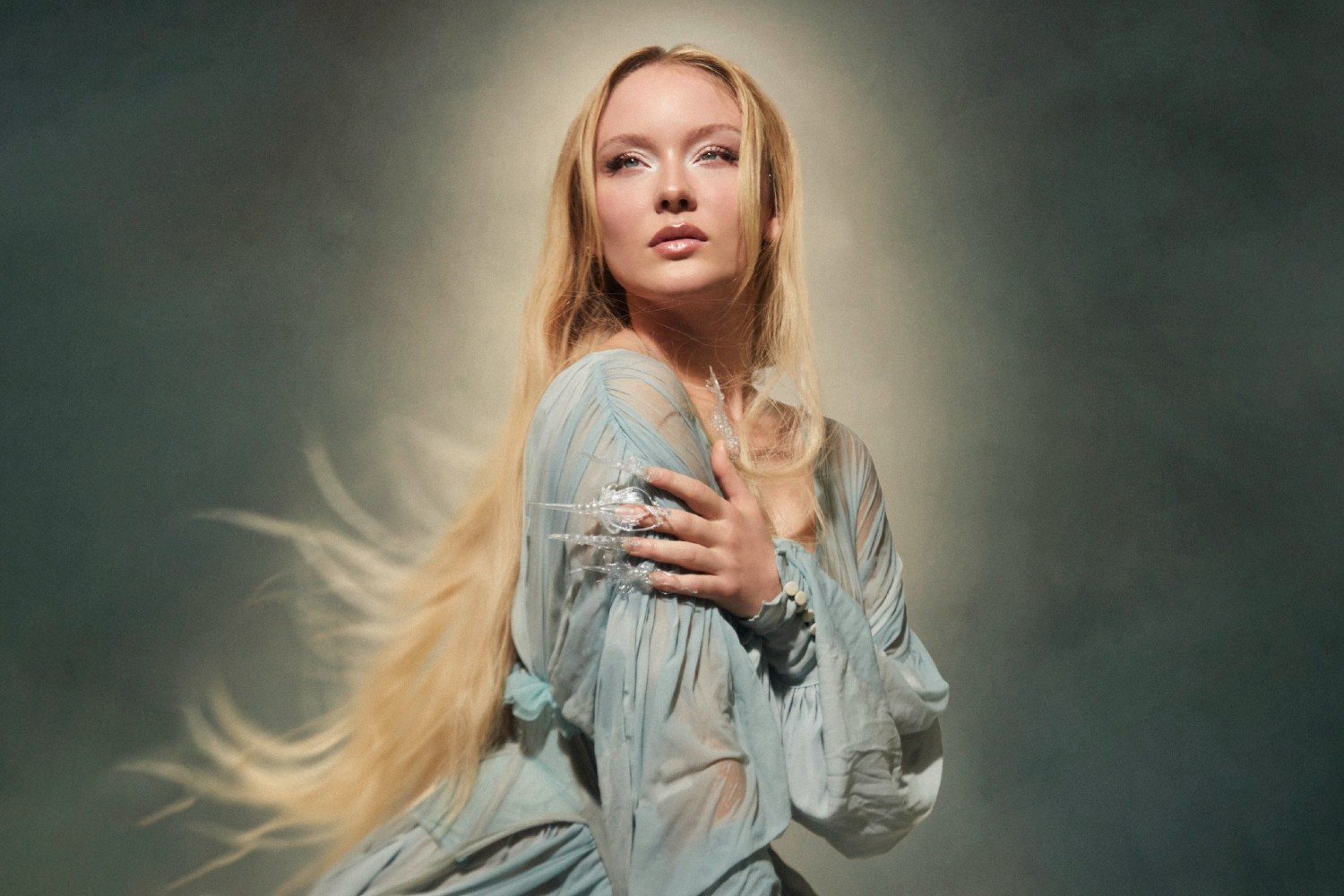 Zara Larsson: Γιατί το «Midnight Sun» είναι η πιο ειλικρινής και ασυμβίβαστη στιγμή της καριέρας της Zara Larsson: Γιατί το «Midnight Sun» είναι η πιο ειλικρινής και ασυμβίβαστη στιγμή της καριέρας της