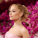 Ariana Grande: «Η Madonna και η Beyoncé με έκαναν να νιώσω ασφαλής όταν έγινα διάσημη»