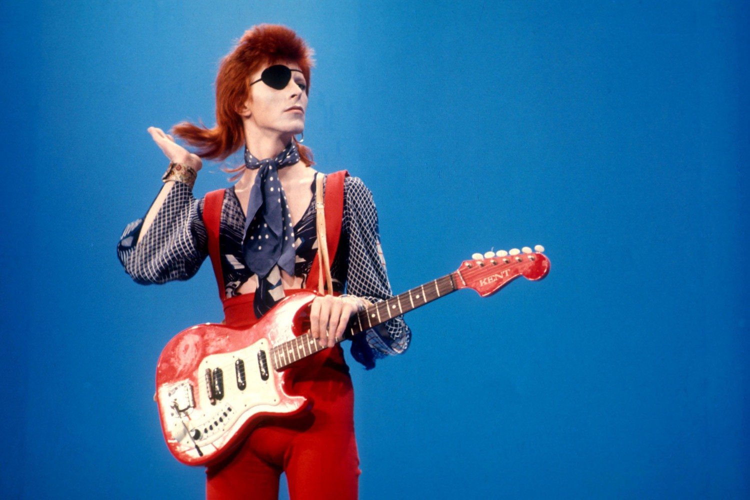 10 χρόνια χωρίς τον David Bowie: Ο άνθρωπος που πούλησε τον κόσμο για να τον αγοράσει ξανά