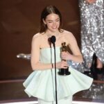 Η Emma Stone κέρδισε το Όσκαρ του Α’ Γυναικείου Ρόλου και έκανε αναφορά στην Taylor Swift