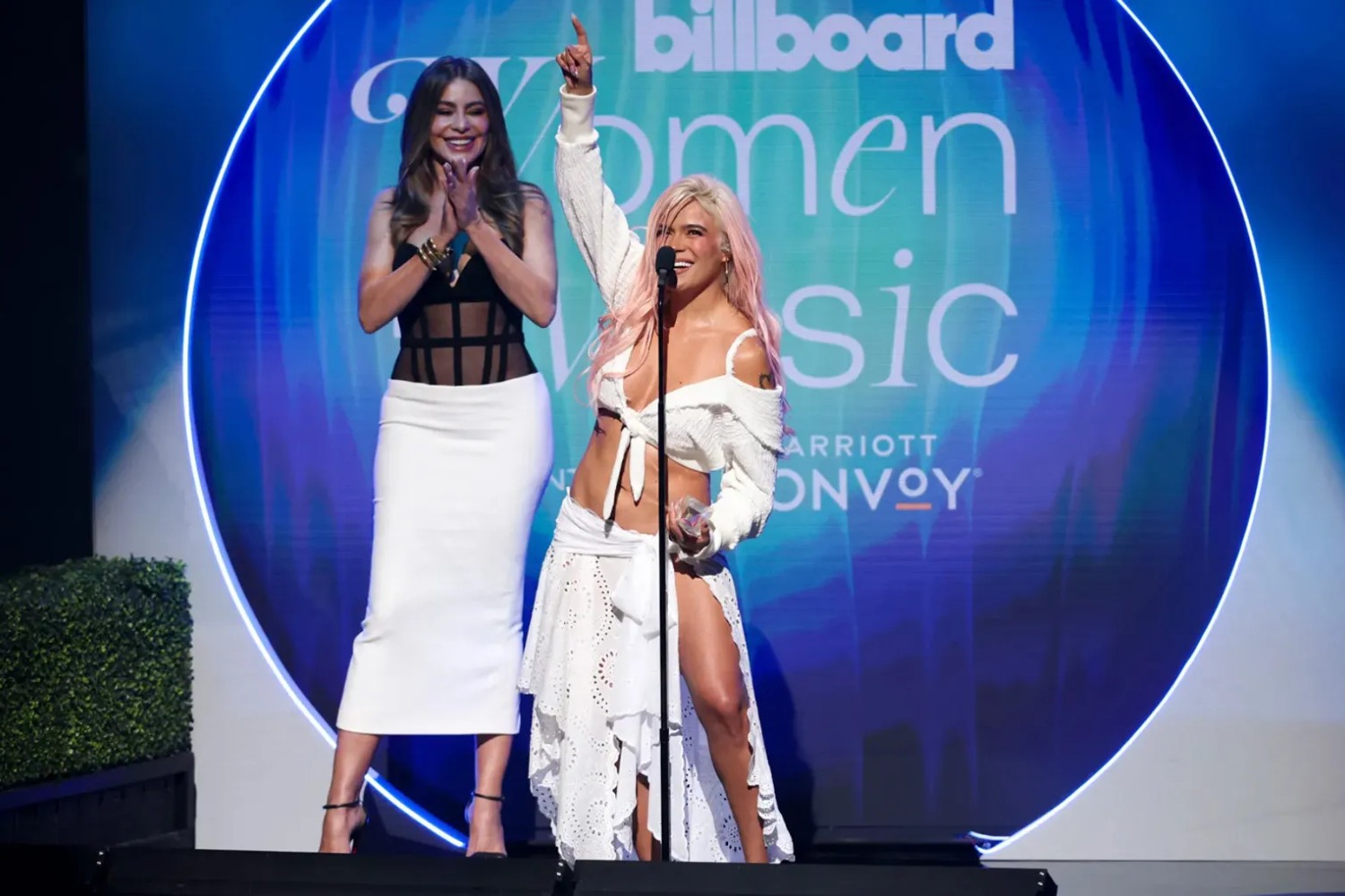 Karol G: Θα βραβευθεί ως Γυναίκα της Χρονιάς στα Billboard Latin Women in Music 2024