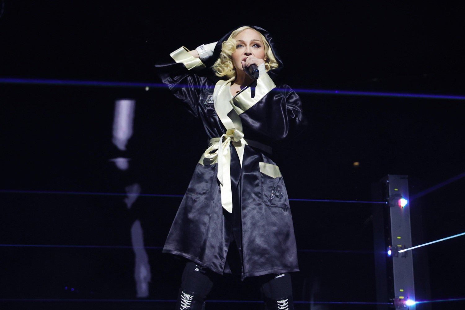Η Madonna ανέβασε την Cardi B στη σκηνή στην περιοδεία της