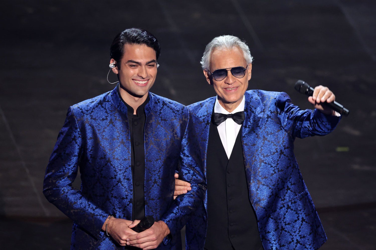 Andrea Bocelli και Matteo Bocelli κυκλοφορούν μία νέα εκδοχή του «Time To Say Goodbye»