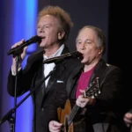 Ο Art Garfunkel παραδέχεται ότι «ήθελε να πληγώσει» τον Paul Simon