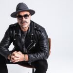 Ο Coyot «συναντά» τη Χάρις Αλεξίου στο «Dusk Till Dawn»