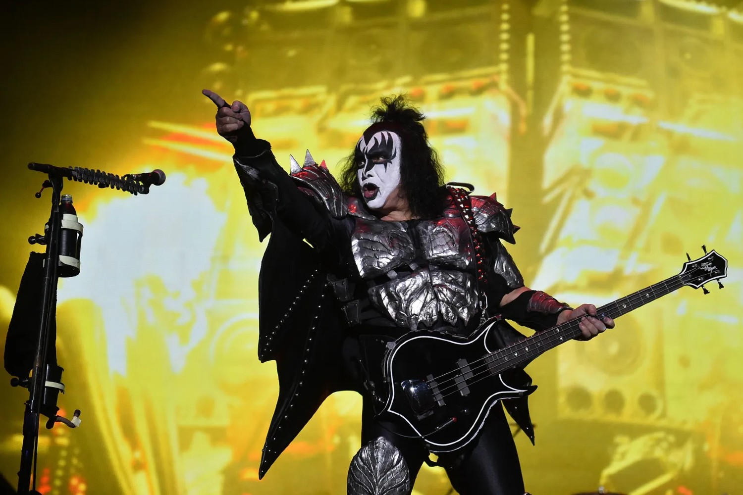 Gene Simmons: «Η hip-hop δεν έχει θέση στο Rock and Roll Hall of Fame»