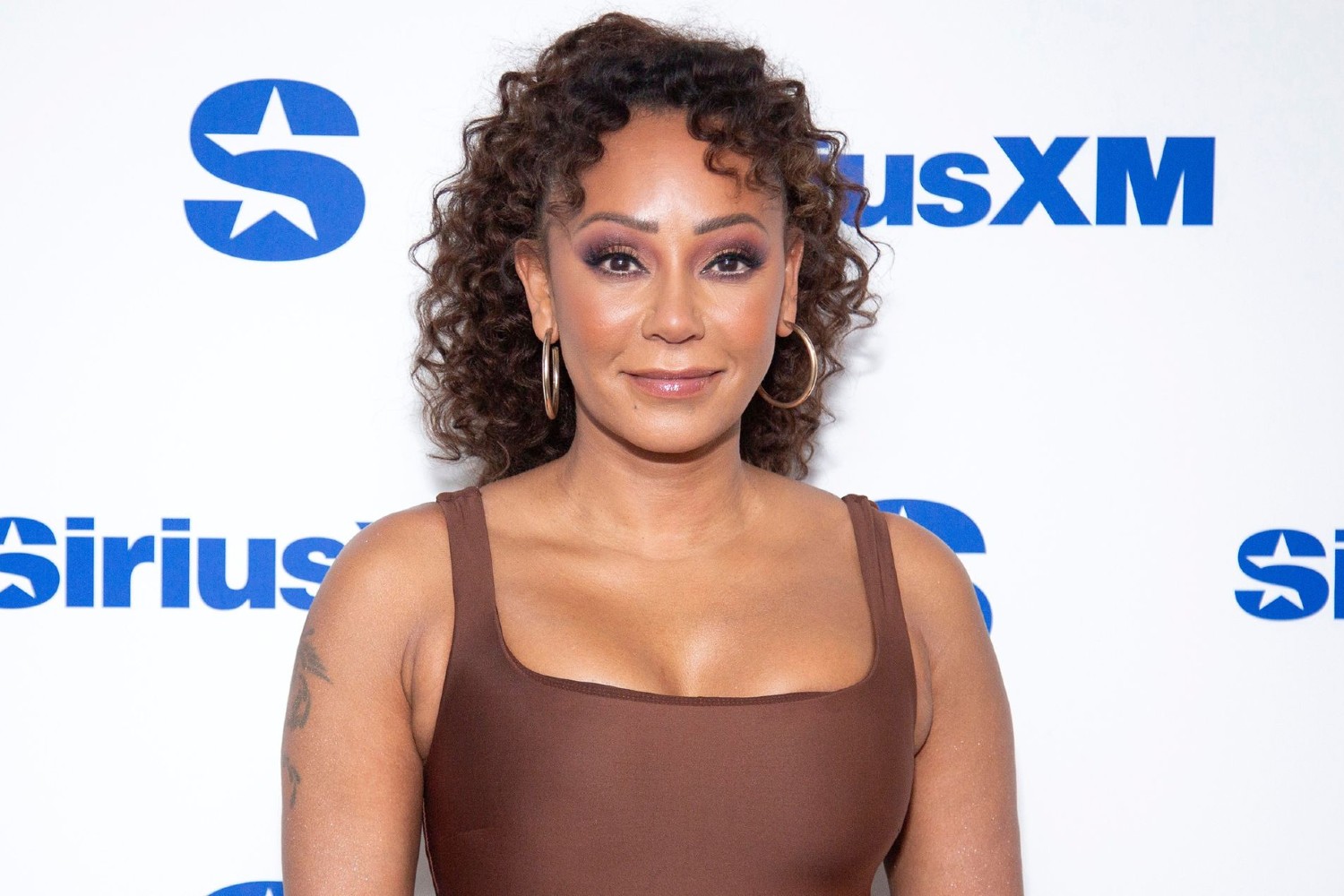 Η Mel B ρίχνει το γάντι στις Spice Girls: «Θα ήθελα να κάνουμε περιοδεία»
