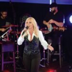 Πέγκυ Ζήνα: Η πιο σταθερή αξία της νυχτερινής Αθήνας επιστρέφει στο «Mezzo» με τον Αναστάσιο Ράμμο