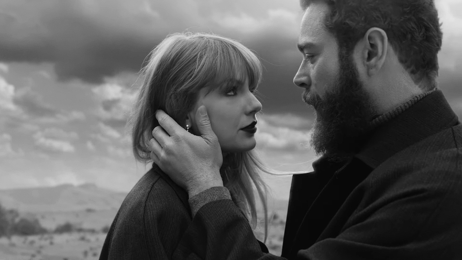 Taylor Swift και Post Malone πρωταγωνιστούν σε μία σουρεαλιστική ιστορία αγάπης στο video του «Fortnight»