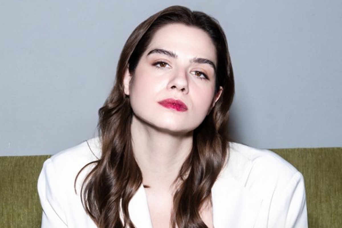 Alexandra Sieti: Τέσσερις εποχές σε ένα πλάνο στο νέο single «Winter»